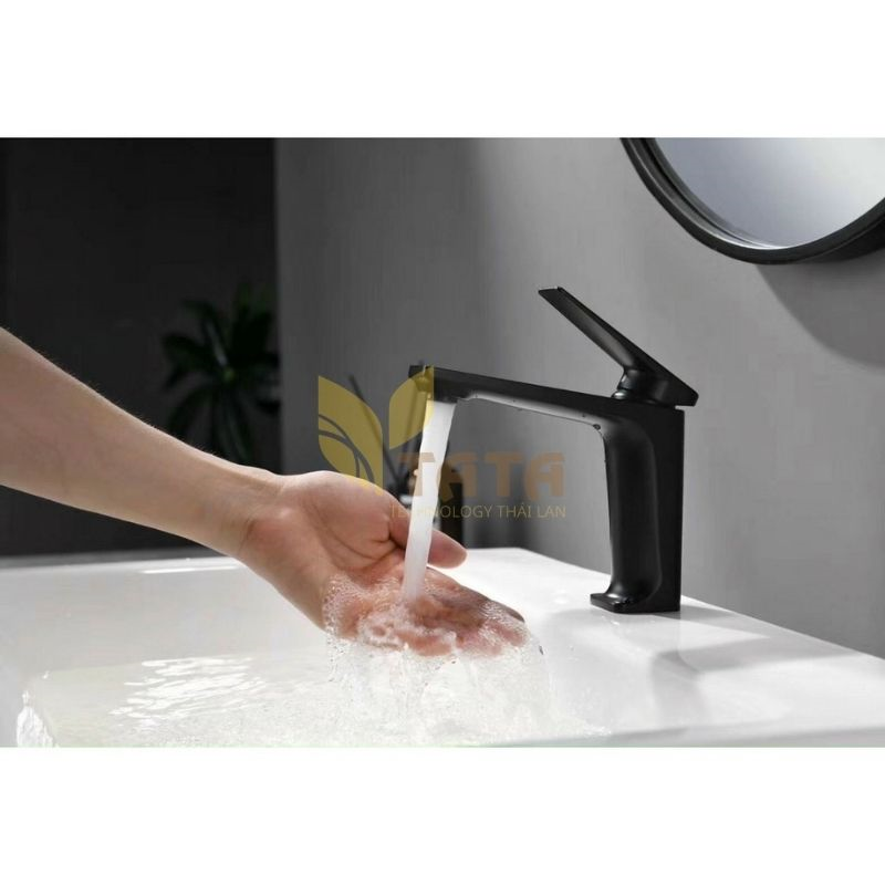 Vòi Lavabo Nóng Lạnh Đồng Thau Đen Cao Cấp VLVB6841