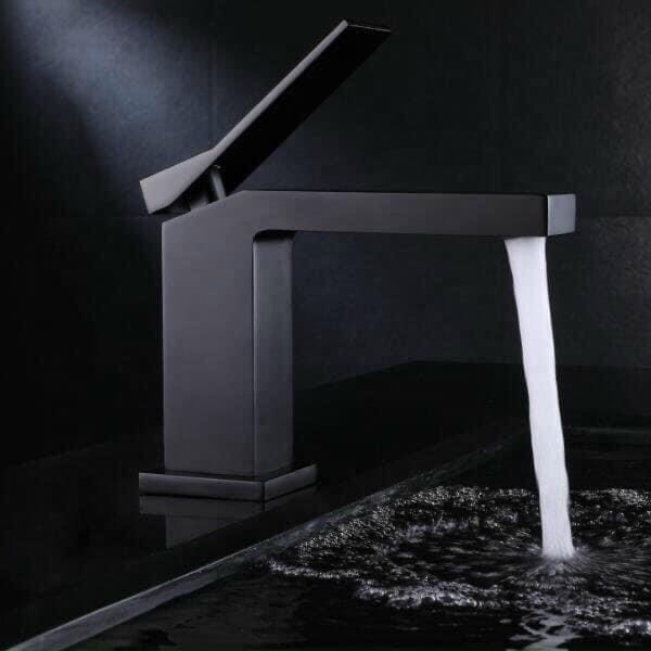 Vòi Lavabo Nóng Lạnh Đồng Sơn Tĩnh Điện Đen TaTa VLB6875